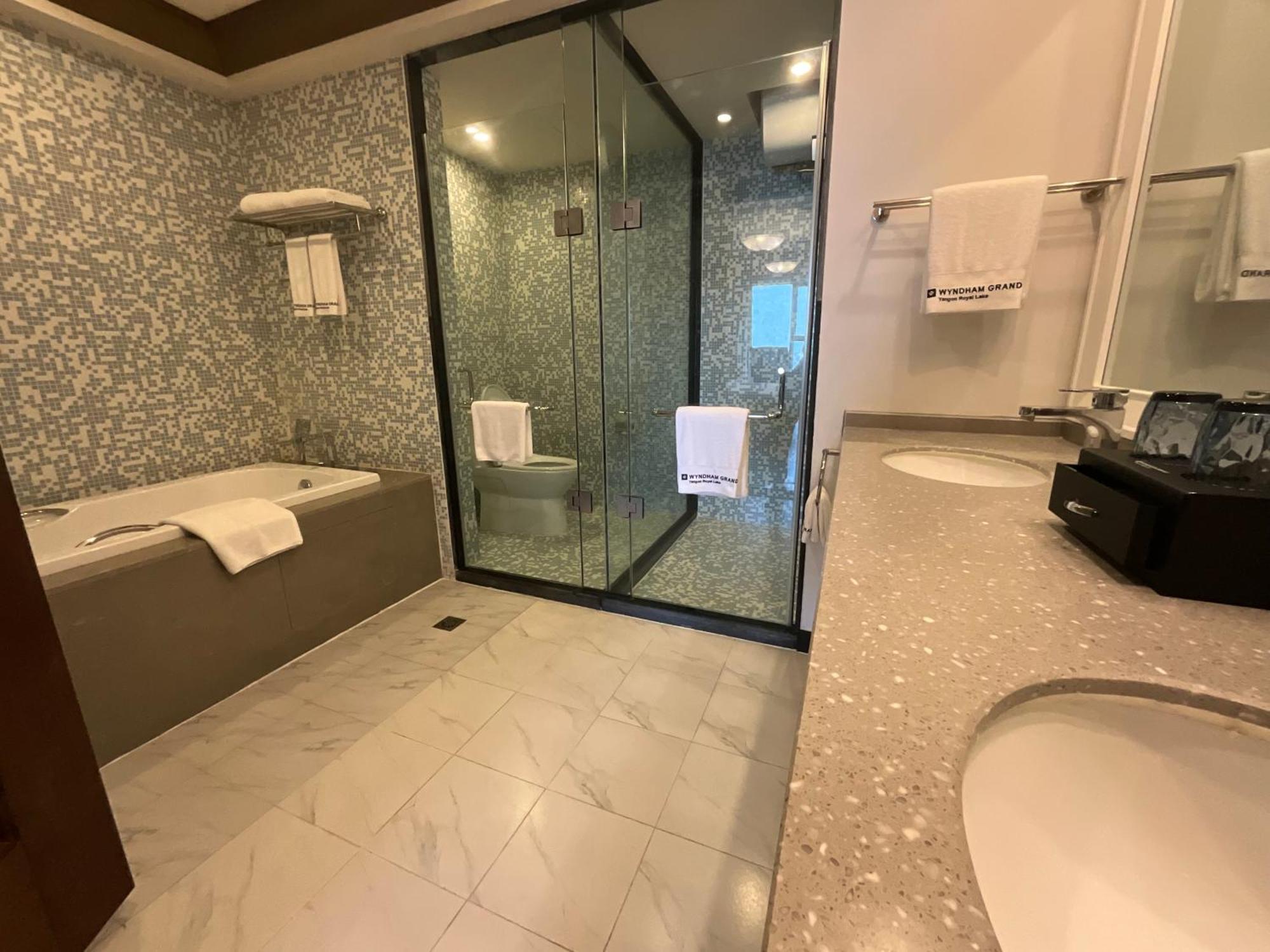 Kantharyar Serviced Apartment Rangun Kültér fotó